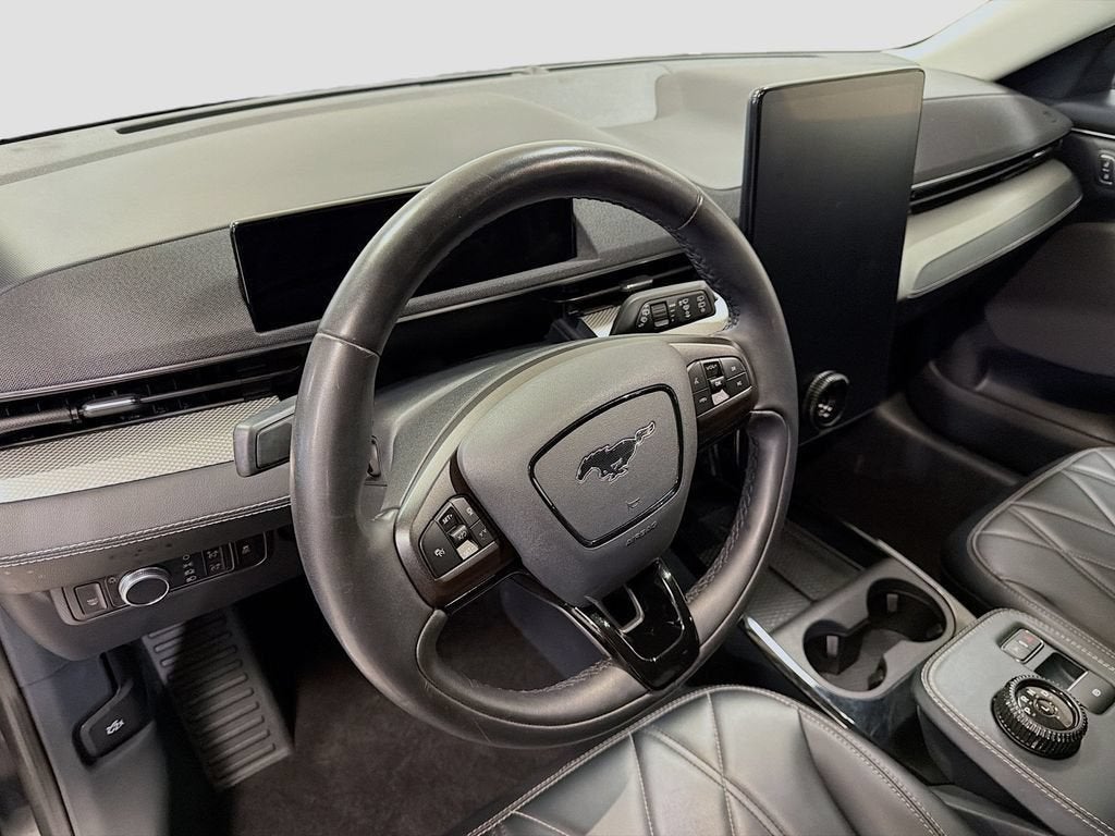 2021 Ford Mustang Mach-E Select