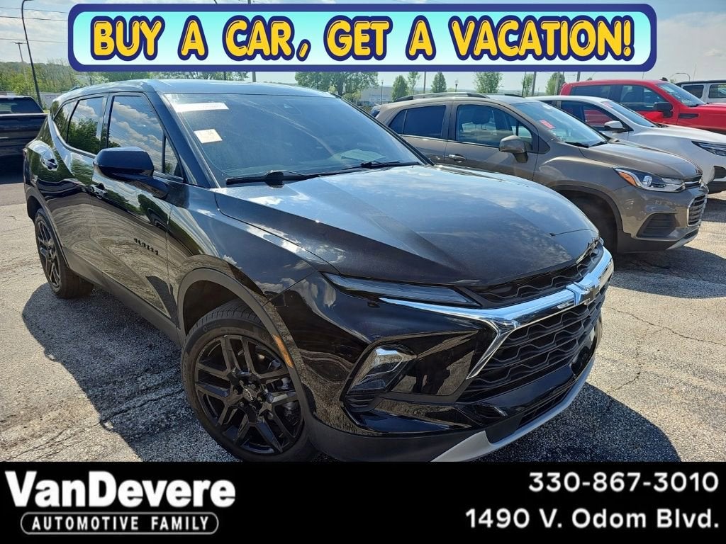 2023 Chevrolet Blazer 2.0T 2LT AWD's photo
