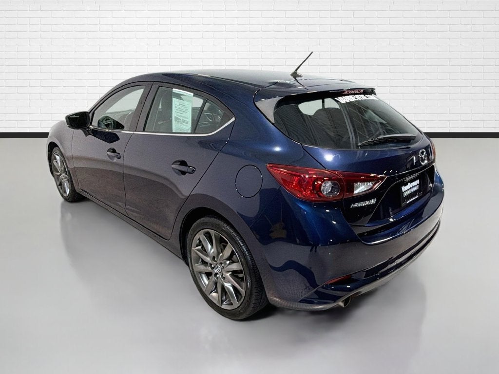 2018 Mazda Mazda3 5-Door Touring