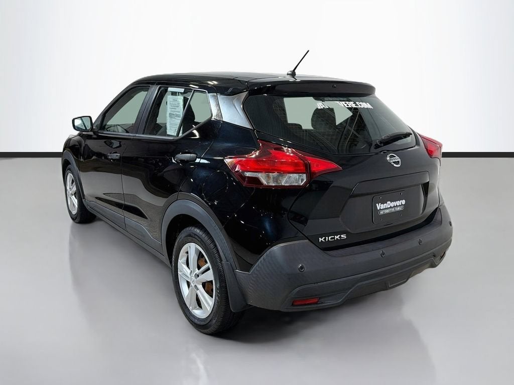 2020 Nissan Kicks S