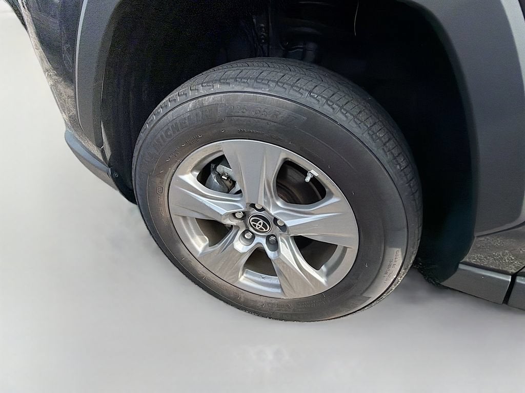 2023 Toyota RAV4 Hybrid LE