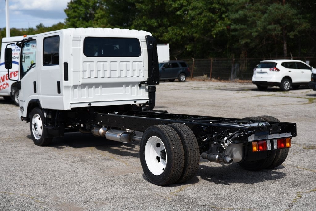 2025 Chevrolet Low Cab Forward 4500 NA