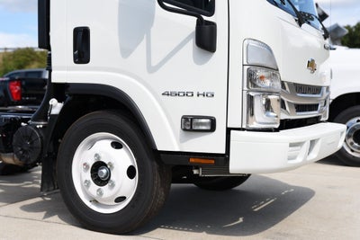 2025 Chevrolet Low Cab Forward 4500 NA