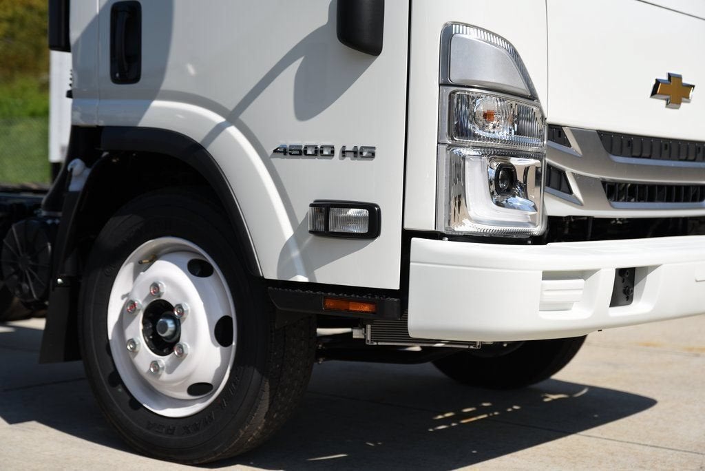 2025 Chevrolet Low Cab Forward 4500 HG NA