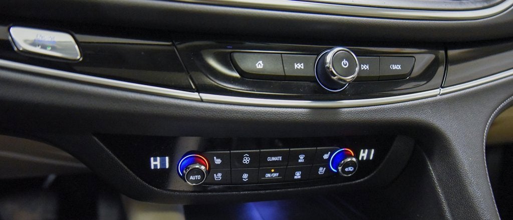 2022 Buick Enclave Avenir