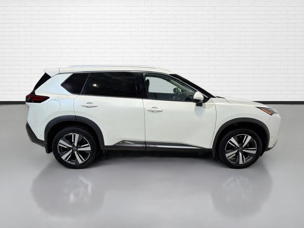 2022 Nissan Rogue SL