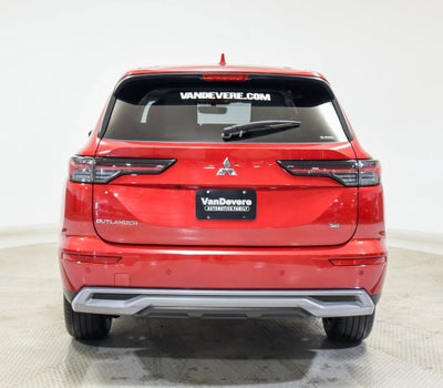 2025 Mitsubishi Outlander SE