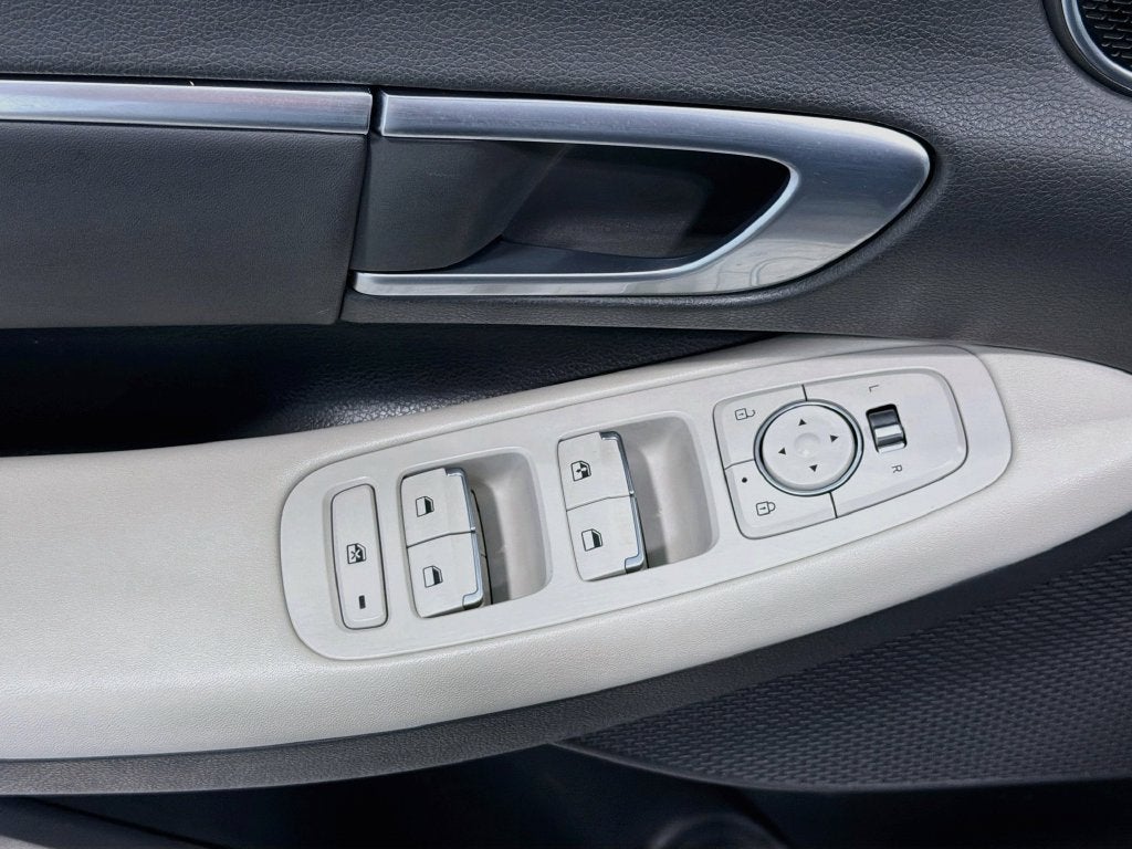 2021 Hyundai Sonata Hybrid Blue