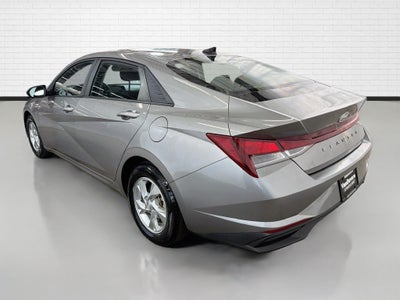 2023 Hyundai Elantra SE