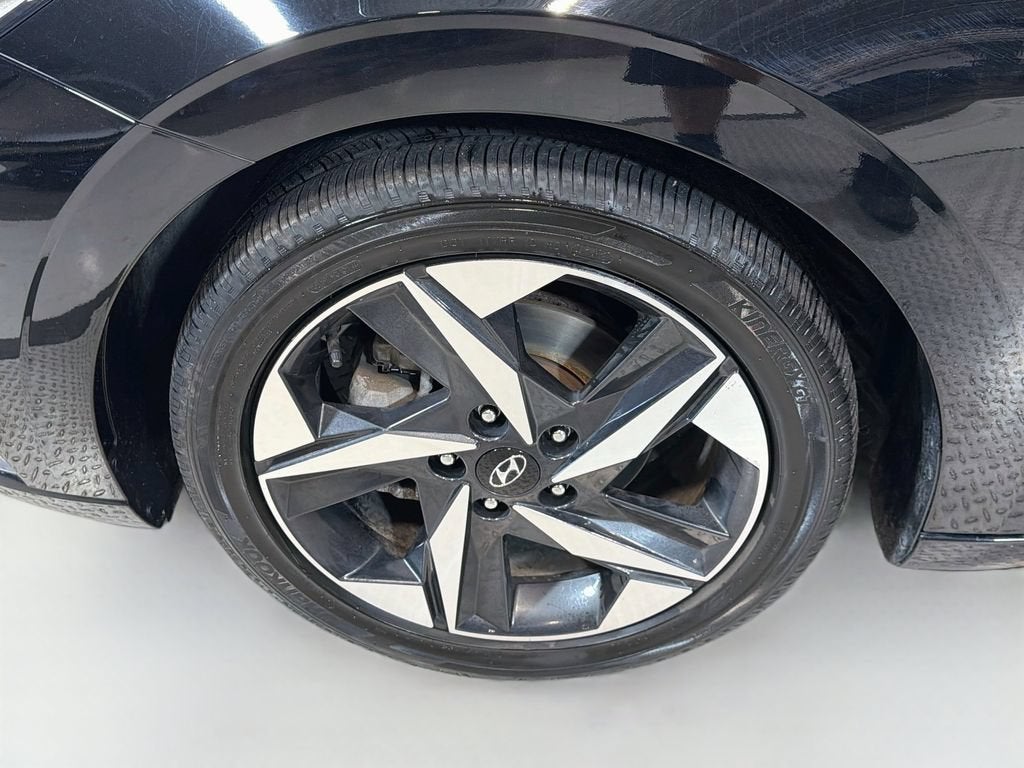 2021 Hyundai Elantra Limited