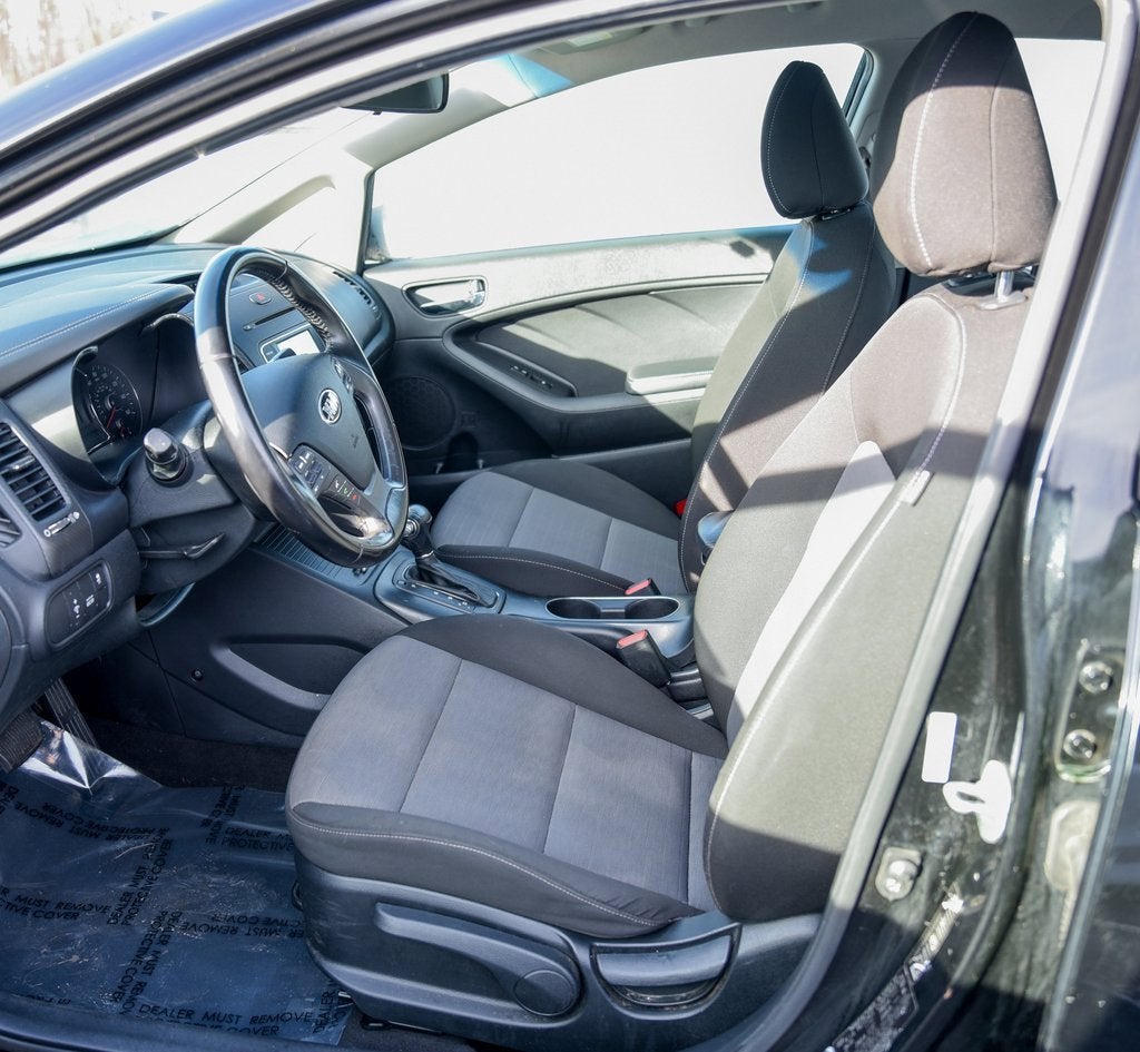 Used 2014 Kia Forte EX with VIN KNAFX4A8XE5105881 for sale in Akron, OH