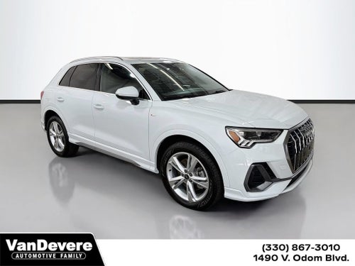 2022 Audi Q3 S line Premium Plus