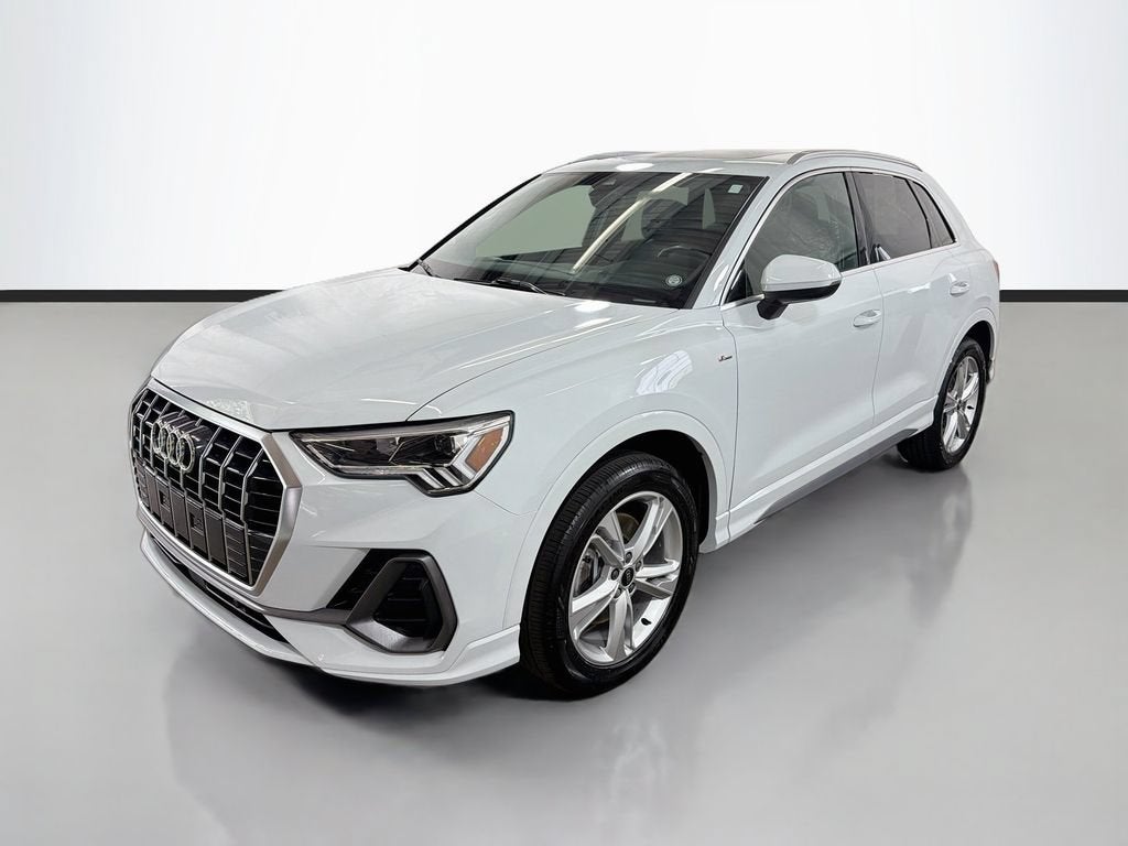 2022 Audi Q3 S line Premium Plus