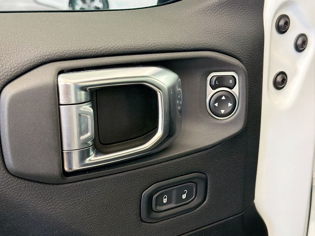 2025 Jeep Wrangler Rubicon X