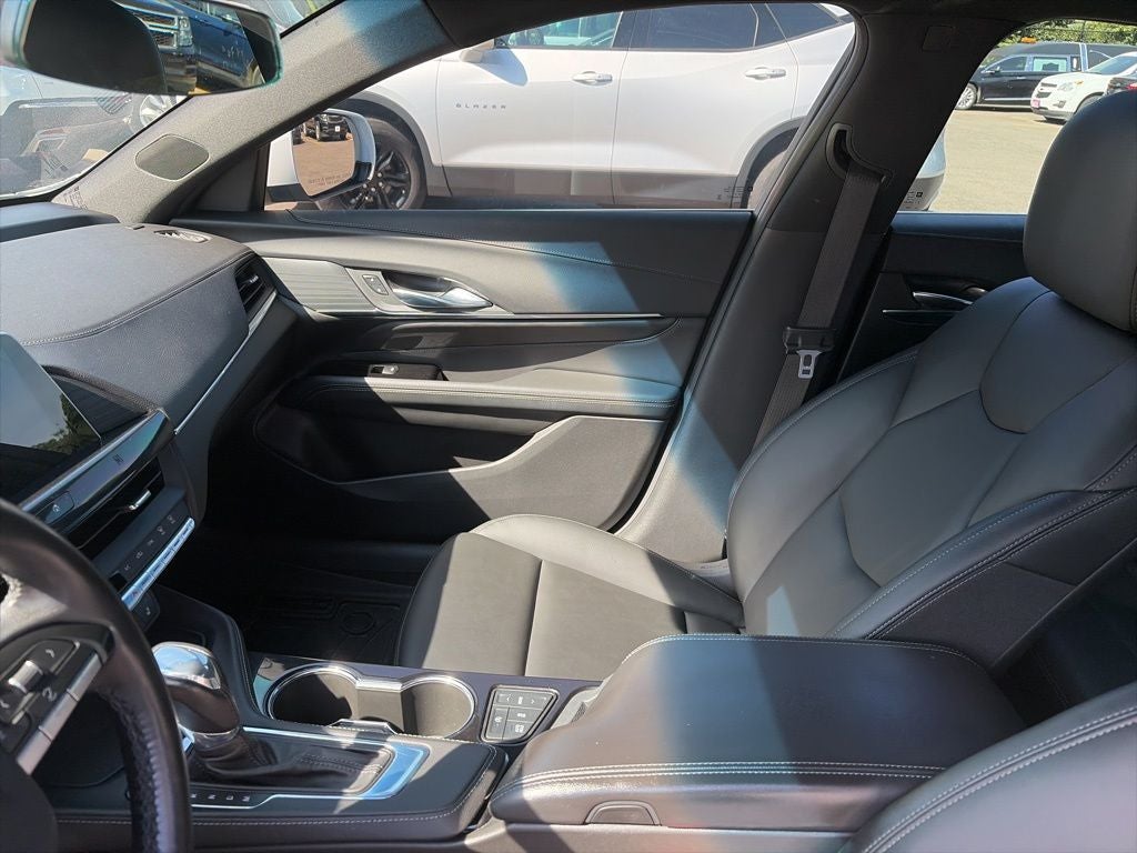 2021 Cadillac CT4 Luxury