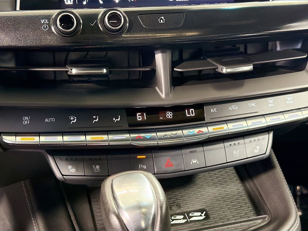 2023 Cadillac CT4 Premium Luxury