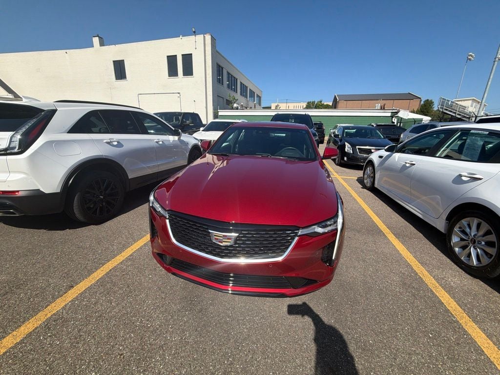 2023 Cadillac CT4 Premium Luxury