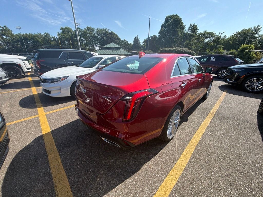 2023 Cadillac CT4 Premium Luxury