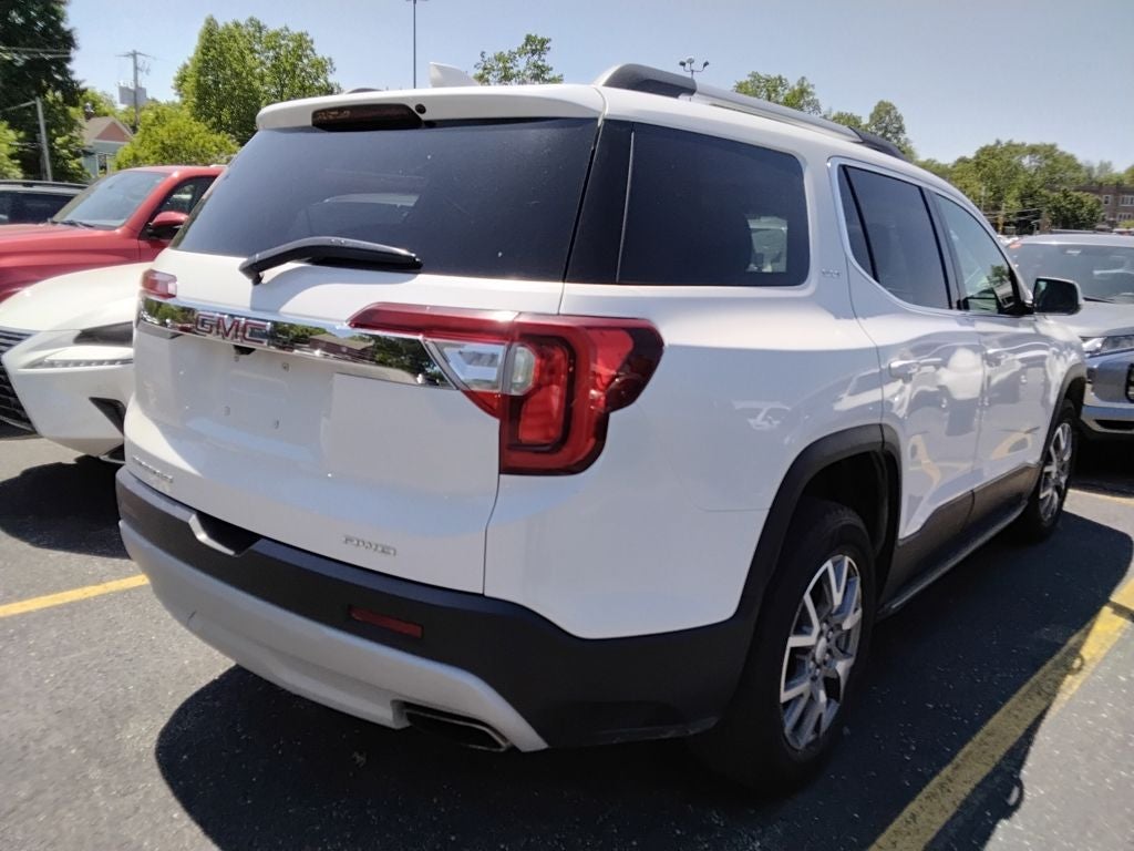 2023 GMC Acadia SLT