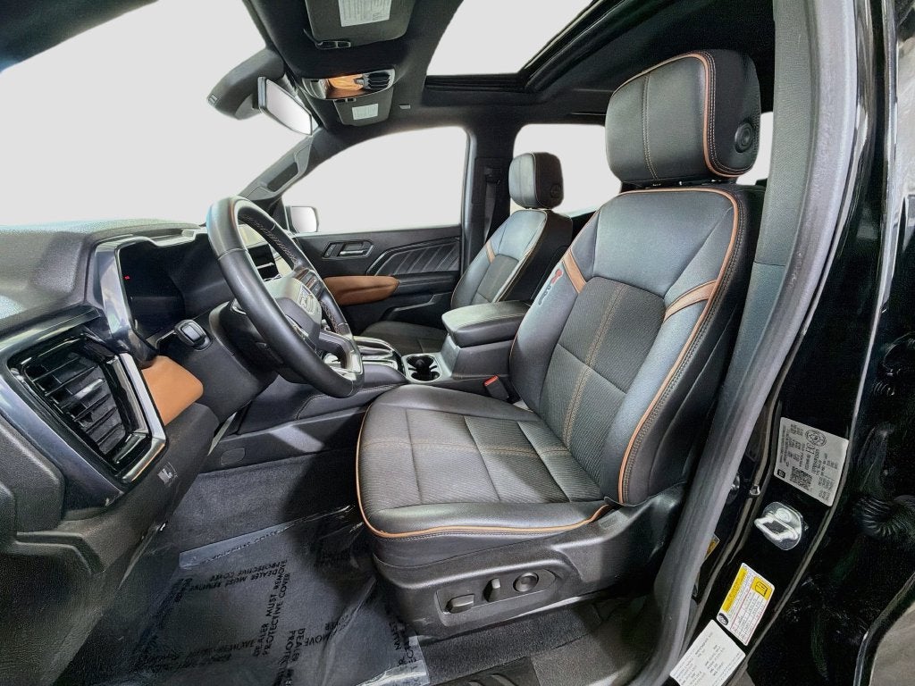 2023 GMC Canyon AT4