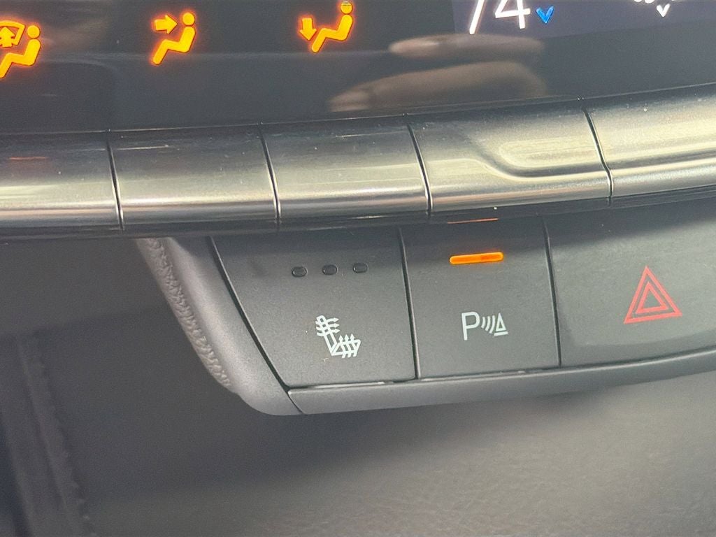 2024 Cadillac XT4 Luxury