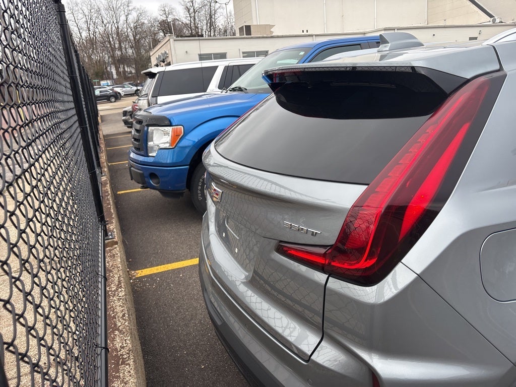 2024 Cadillac XT4 Premium Luxury