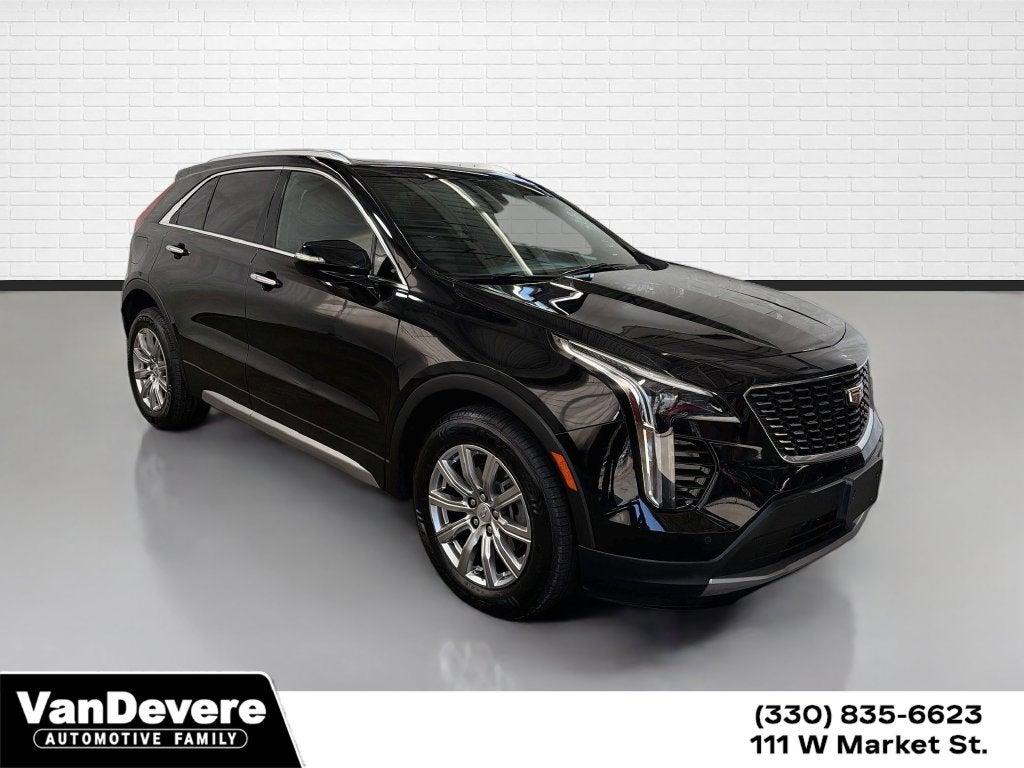 2023 Cadillac XT4 Premium Luxury