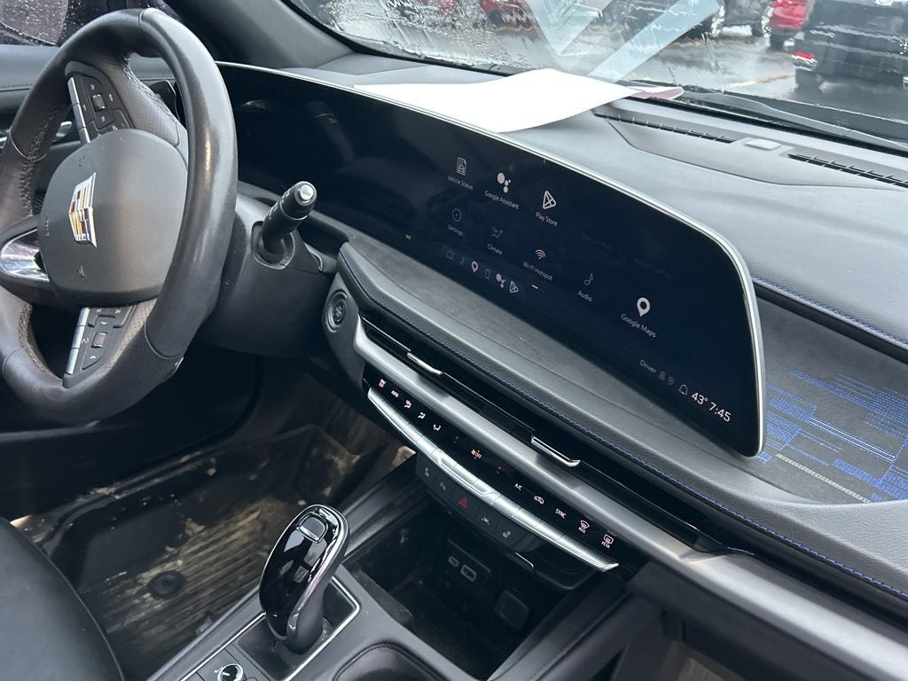 2024 Cadillac XT4 Sport