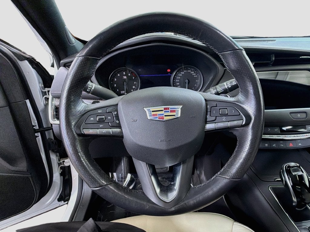 2023 Cadillac XT4 Sport