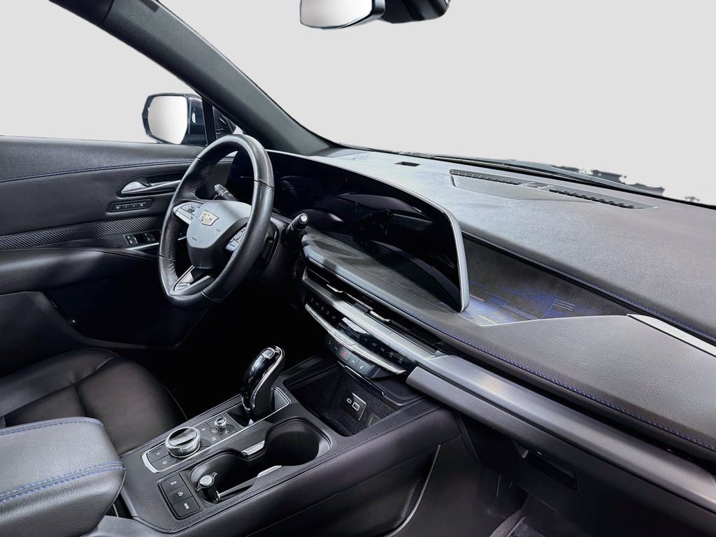 2024 Cadillac XT4 Sport