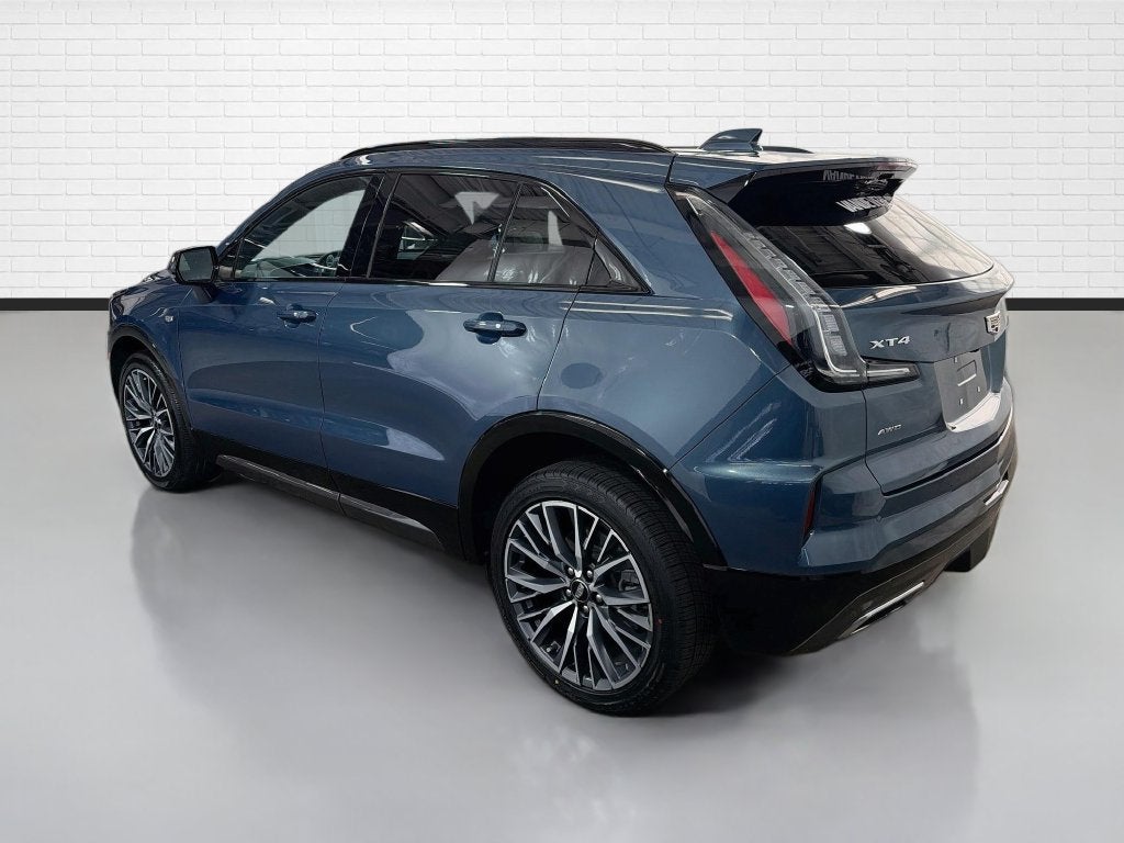 2024 Cadillac XT4 Sport