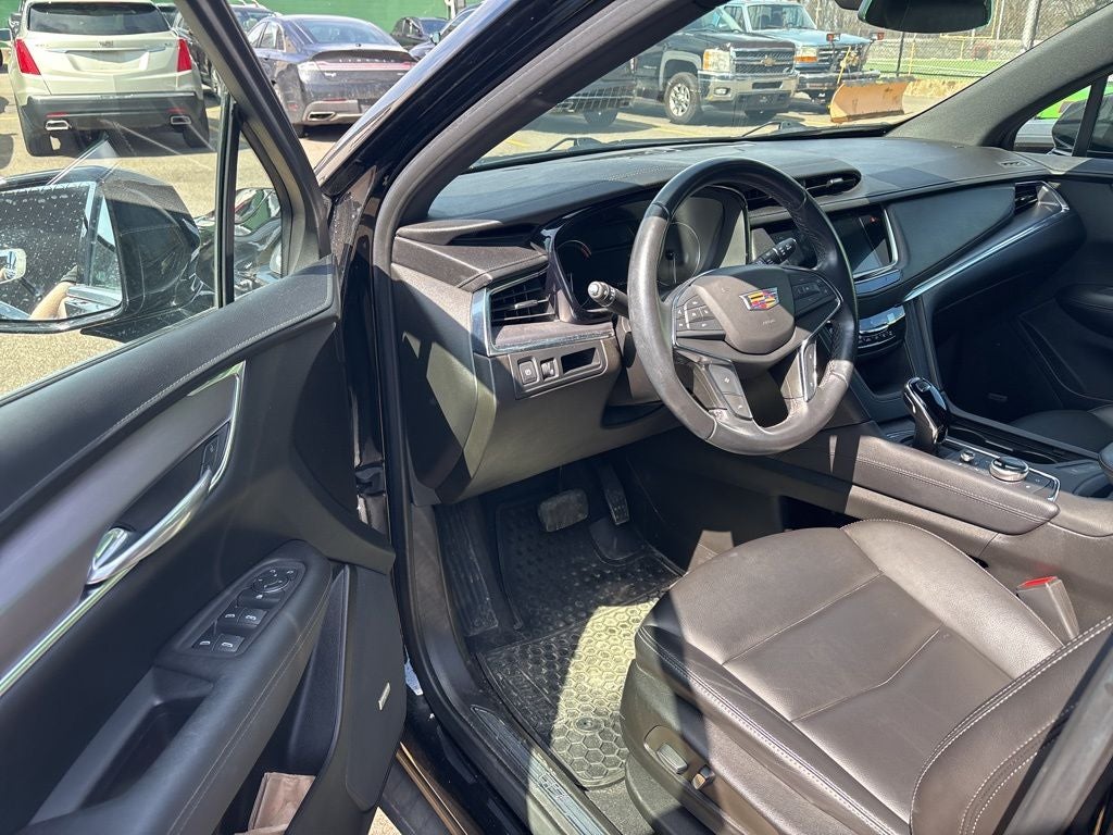 2022 Cadillac XT5 Luxury