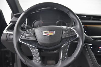 2022 Cadillac XT5 Premium Luxury