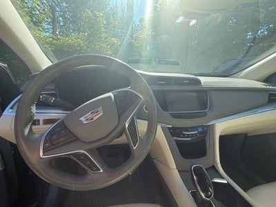 2018 Cadillac XT5 Luxury