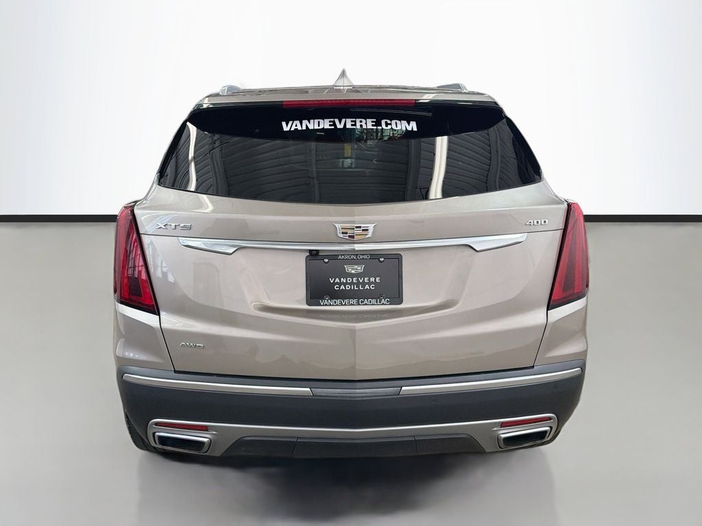 2022 Cadillac XT5 Premium Luxury