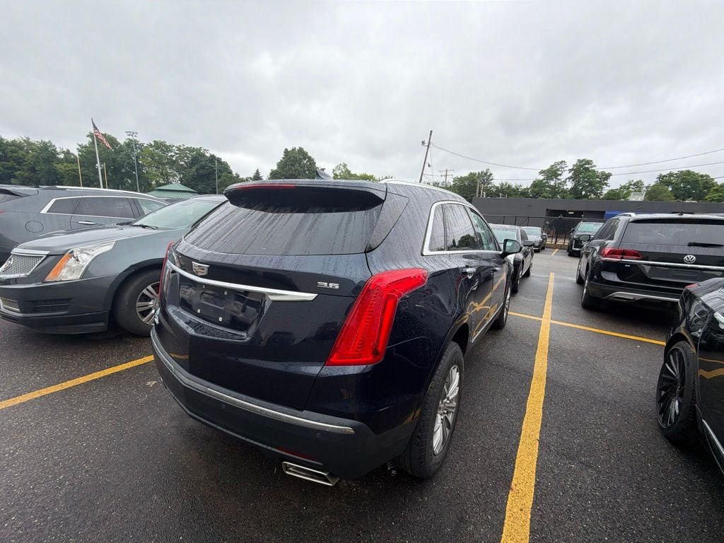 2017 Cadillac XT5 Luxury