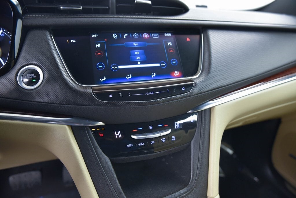 2017 Cadillac XT5 Luxury