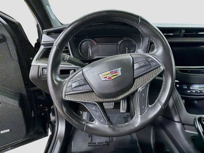 2022 Cadillac XT5 Sport