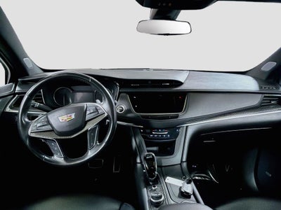 2022 Cadillac XT5 Sport
