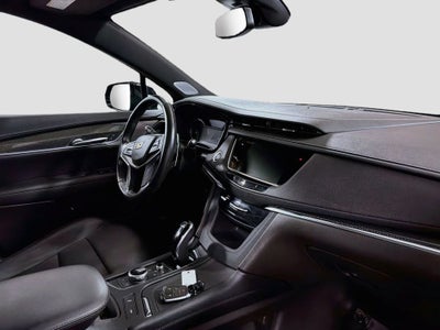 2022 Cadillac XT5 Sport