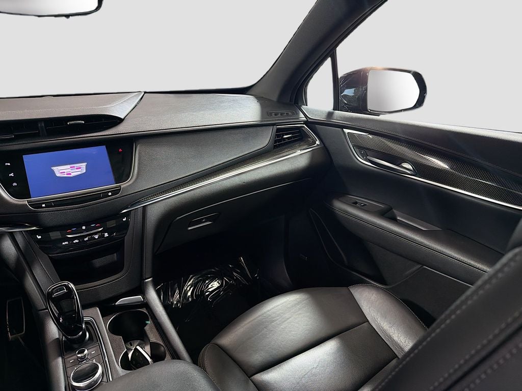 2022 Cadillac XT5 Sport