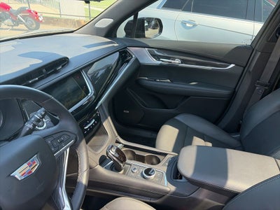 2024 Cadillac XT6 Sport