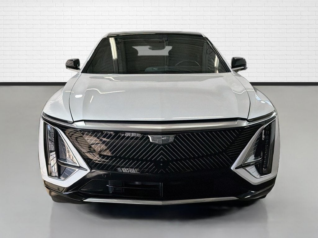 2025 Cadillac LYRIQ Luxury 3