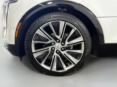 2025 Cadillac LYRIQ Luxury 3