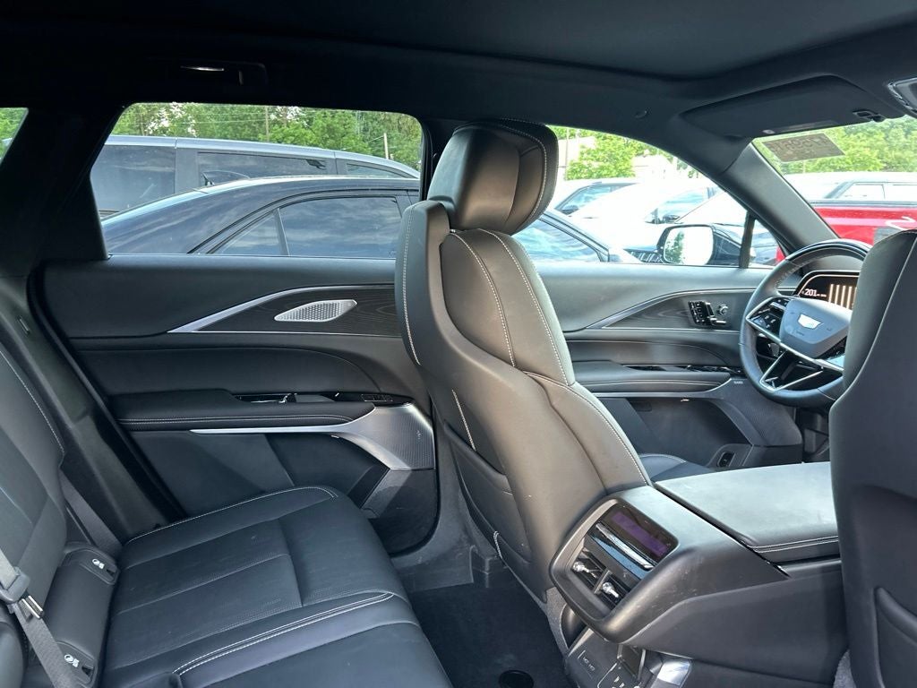 2025 Cadillac LYRIQ Luxury