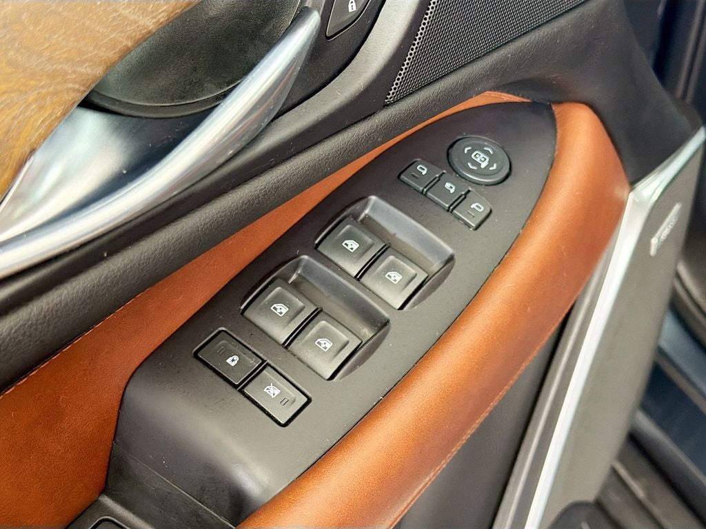 2019 Cadillac Escalade Luxury