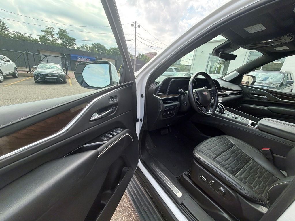 2024 Cadillac Escalade Sport Platinum