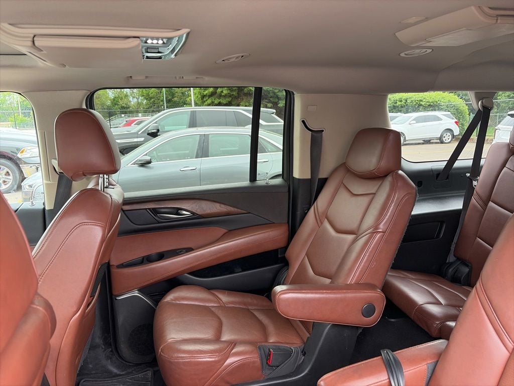 2019 Cadillac Escalade ESV Luxury