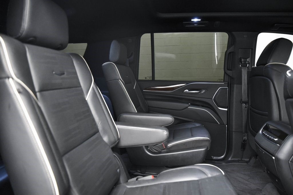 2023 Cadillac Escalade ESV Premium