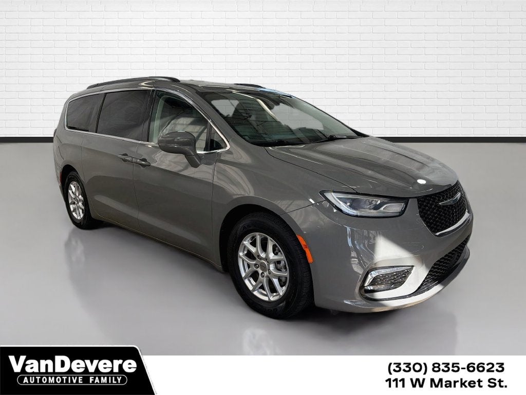 2022 Chrysler Pacifica Touring L